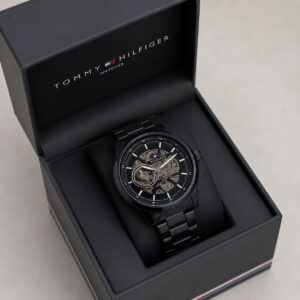 The Tommy Hilfiger Clark